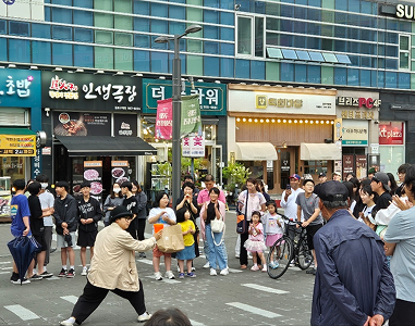 엉클키드 활동사진